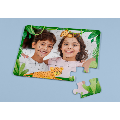 Puzzle infantil personalizado de 12 piezas con marco de selva