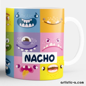 Taza infantil con nombre y monstruos