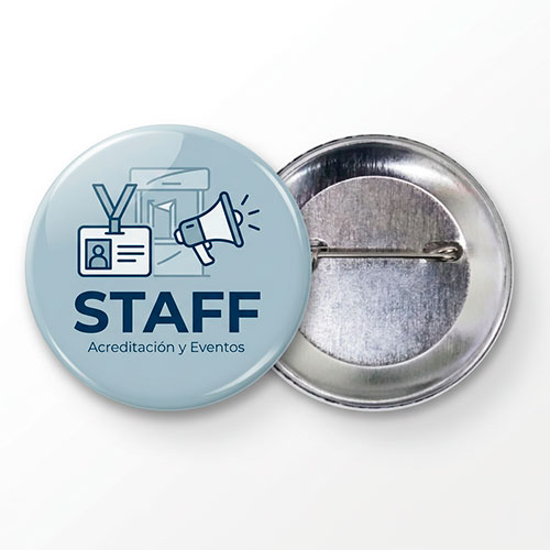 Parte trasera de metal con alfiler de nuestras chapas personalizadas