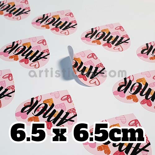 Pegatinas personalizadas aplicadas en packaging y regalos de boda