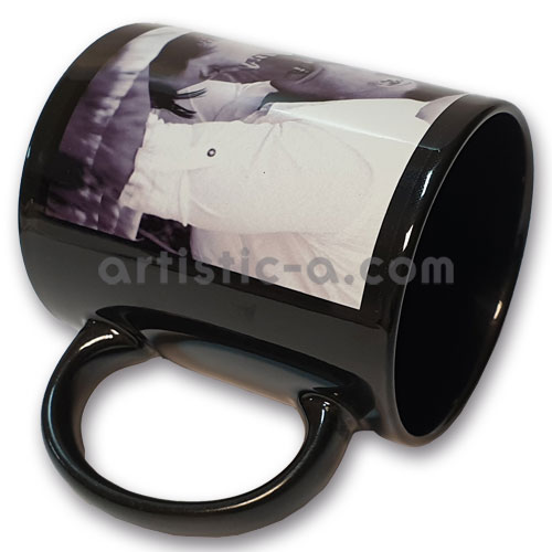 Perfil lateral de la taza negra de cerámica impresa por sublimación