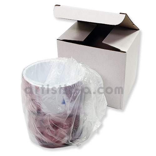 Taza de plástico irrompible entregada en su caja individual